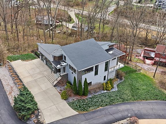 2nd image of 3666 Cooper Rd