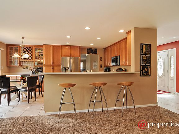 Kitchen / Breakfast Room