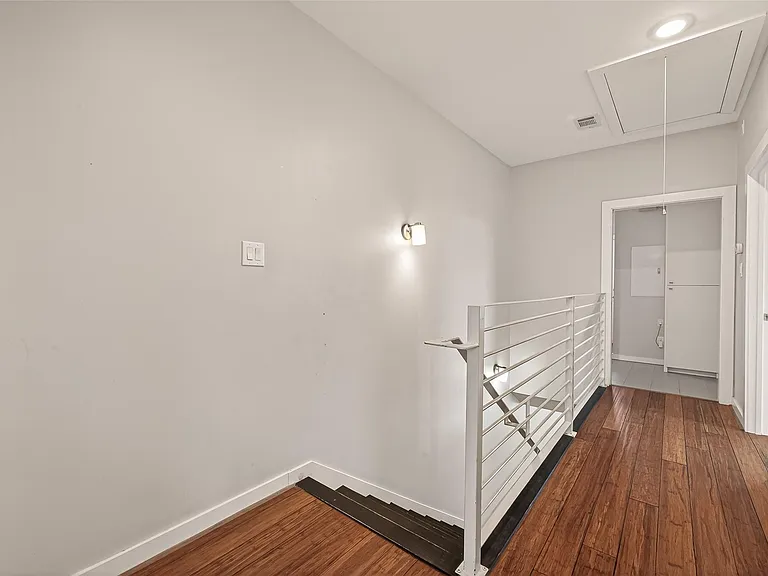 1819 South St — Photo 12