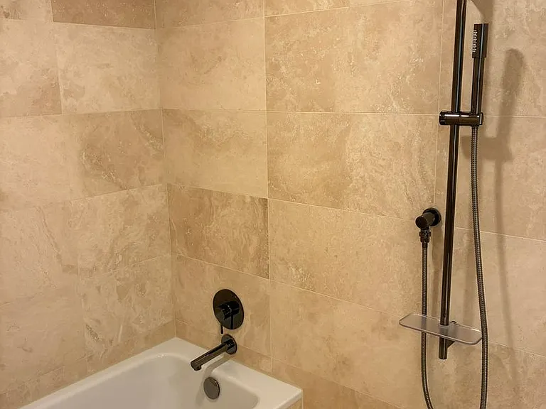 333 Ward Ave #907 — Photo 36