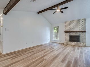 1306 Glenda Dr #A, Round Rock, TX 78681