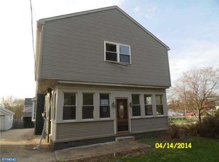 317 E Dutton Mill Rd, Brookhaven, PA 19015