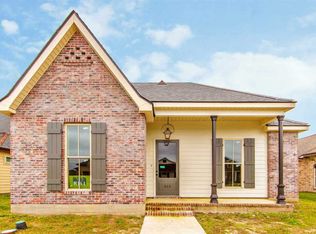 212 Rue Christe, Houma, LA 70360