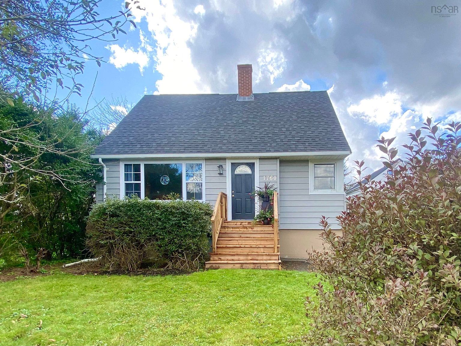 1760 Saint Margarets Bay Rd, Timberlea, NS B3T 1K9 MLS 202321888