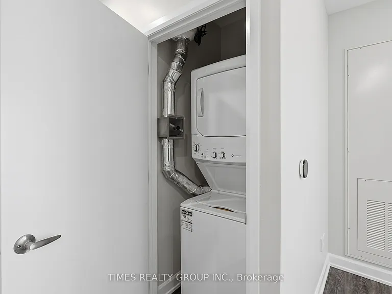 369 Hunter St W #202 — Photo 8
