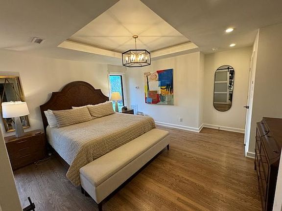 2nd image of 7108 Cresthill Dr