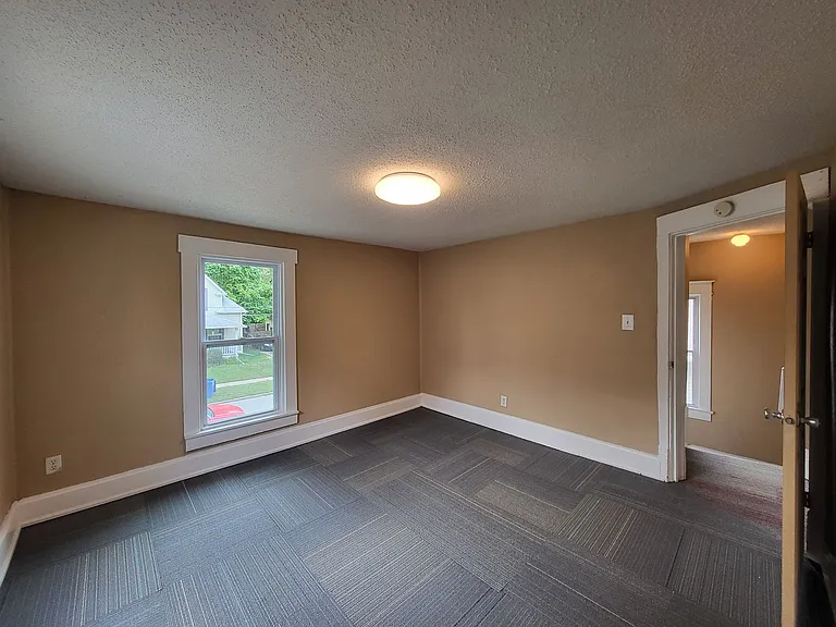 1267 Stewart St — Photo 16