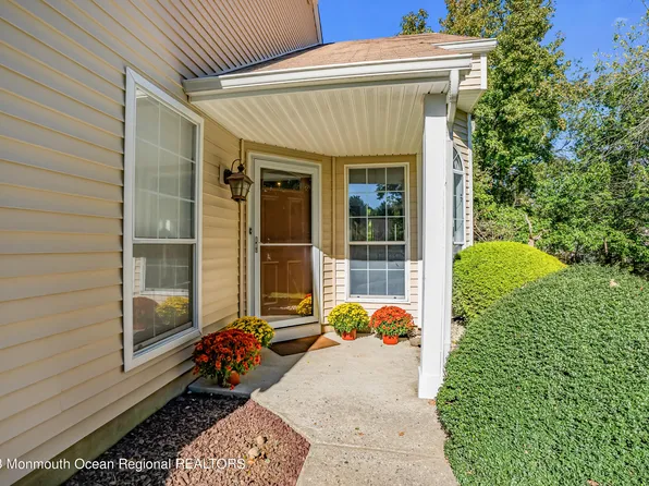 212 Daffodil Drive, Freehold, NJ 07728