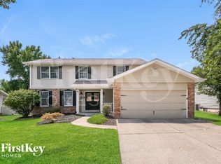 721 Cedar Glen Dr, Weldon Spring, MO 63304