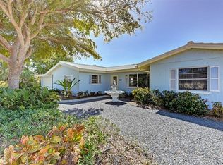 917 Gibbs Rd, Venice, FL 34285