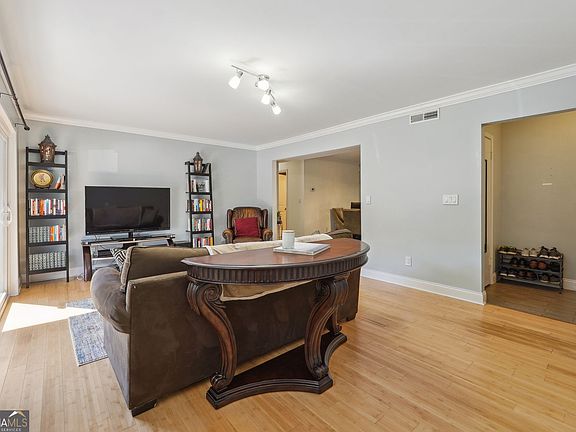4th image of 6851 Roswell Rd Unit F1