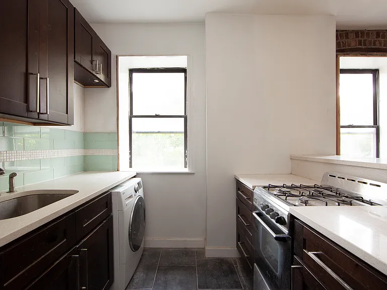 17 Rivington St #3C — Photo 3