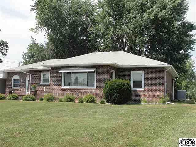 1st image of 240 Marshall Dr