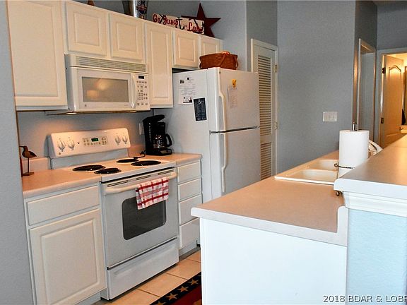 2nd image of 151 Monarch Cv #2B