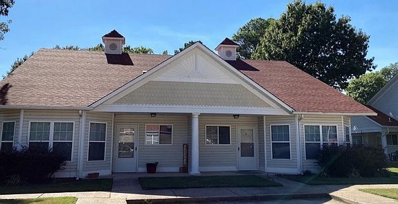 2nd image of 449 Old Military Rd E #10