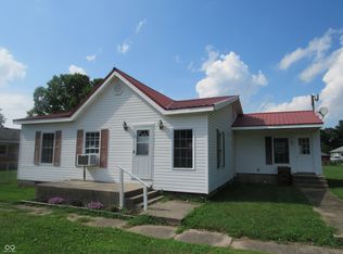 204 E Walnut St, Waynetown, IN 47990