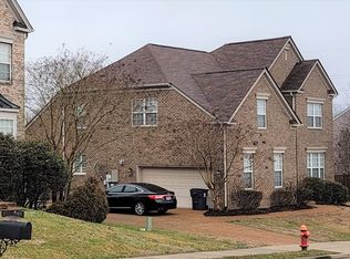 1055 Morton Mill Rd, Nashville, TN 37221