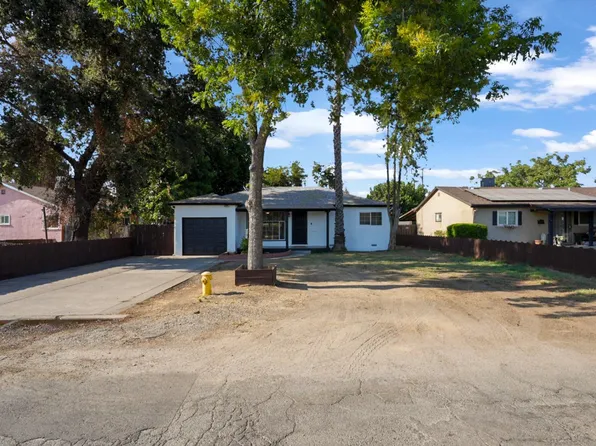 743 Elm Ave, Modesto, CA 95351
