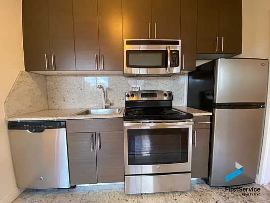 Rented by FirstService Realty (legacy) | media 43