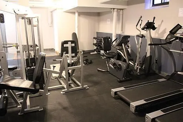 Rented by Ian Alexander Realty Group LLC | media 17