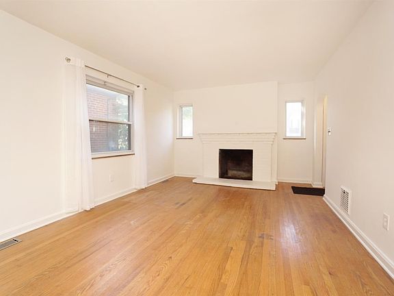 4th image of 7028 Bramble Ave