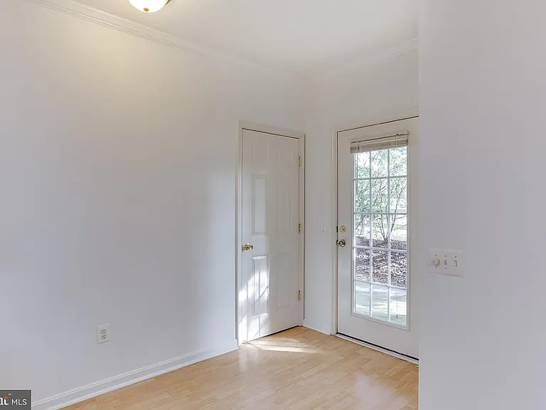 39 Harbour Heights Dr — Photo 13