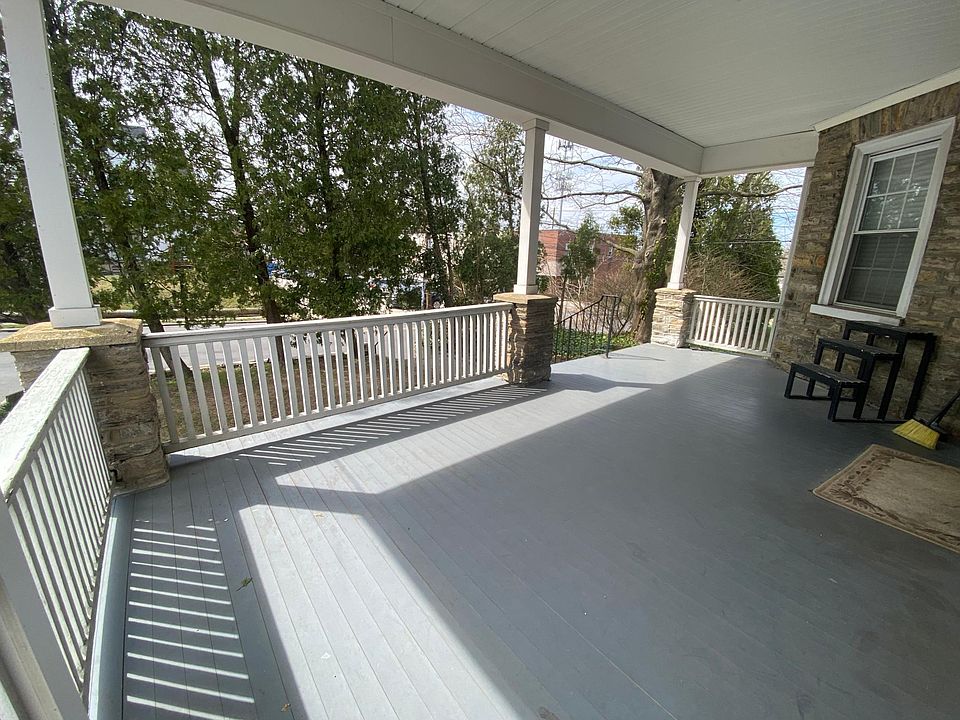 2819 Mount Carmel Ave Glenside PA Zillow