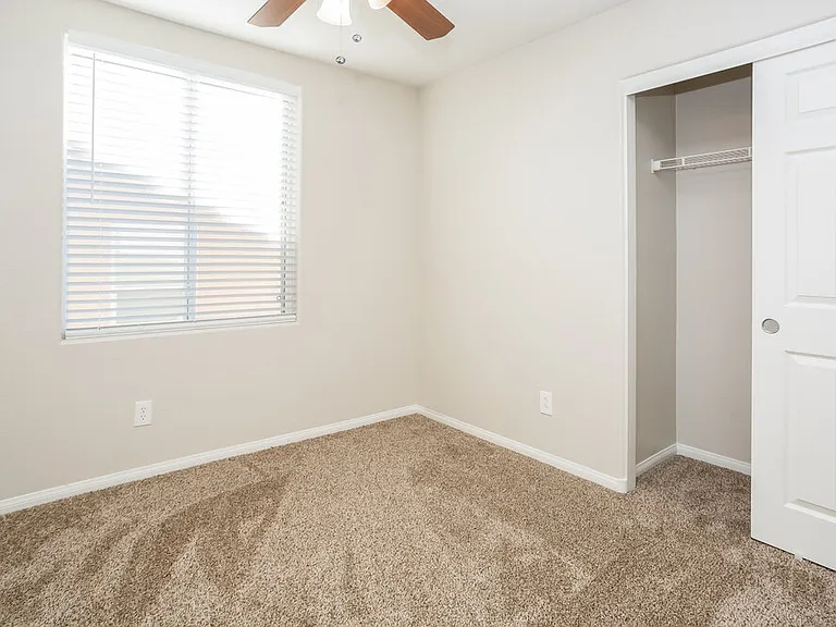9150 Brilliant Prairie Ct — Photo 12
