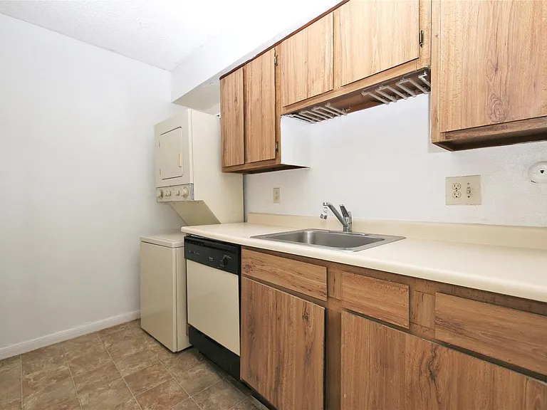 5711 Sugar Hill Dr #95 — Photo 9