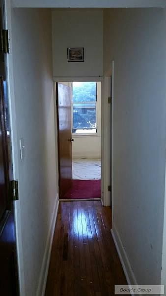 1st image of 2342 38th St Floor 1