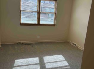 274 E Quincy St, Riverside, IL 60546