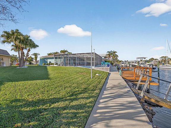 3rd image of 4952 Marlin Dr