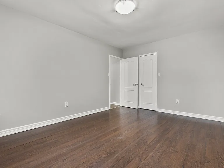473 Linwell Rd — Photo 8