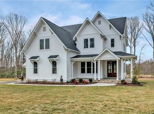 4700 Easter Rd, Moseley, VA 23120