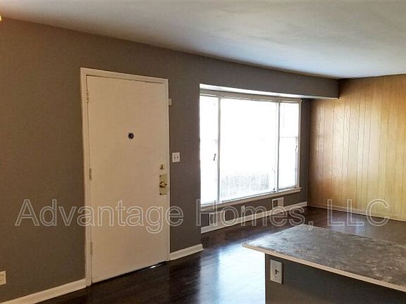 4th image of 9906 Fremont Ave