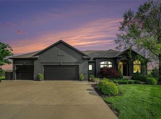 7019 NE 134th St, Smithville, MO 64089