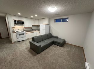88 Bridlewood Cres SW, Calgary, AB T2Y 3N1