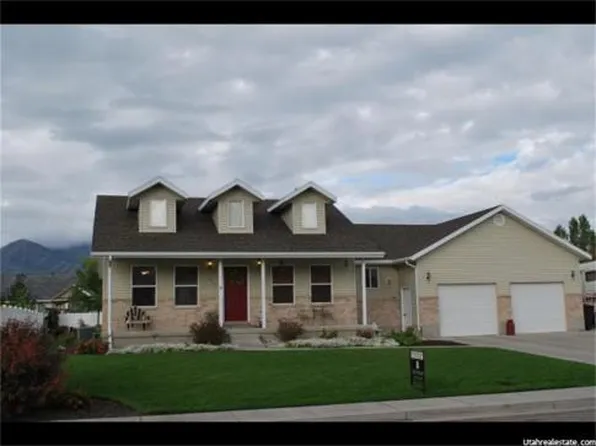 215 N 750 W, Hyrum, UT 84319