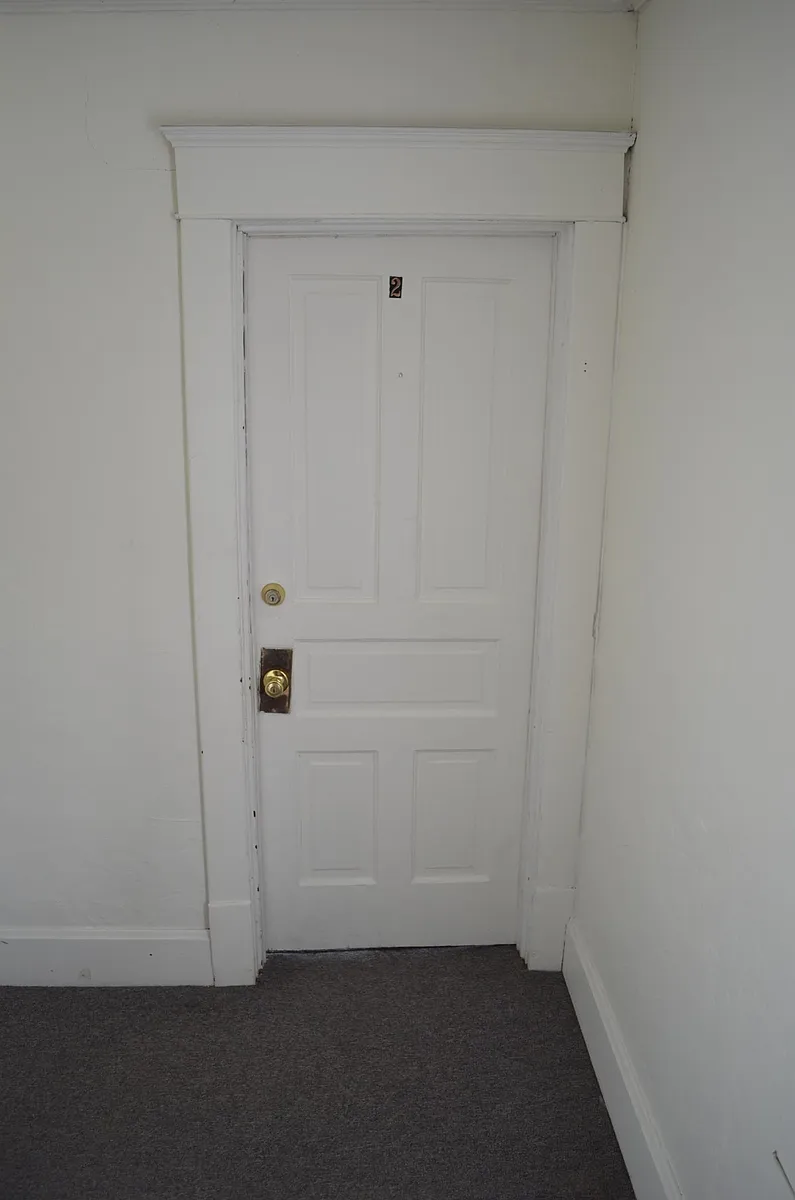 Building Photo - 45 Sunnyside Dr #2