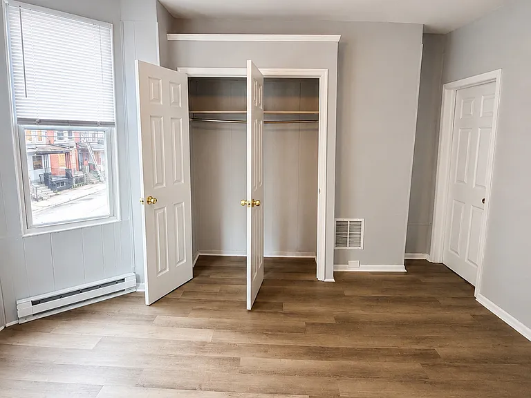 5024 Parrish St — Photo 13