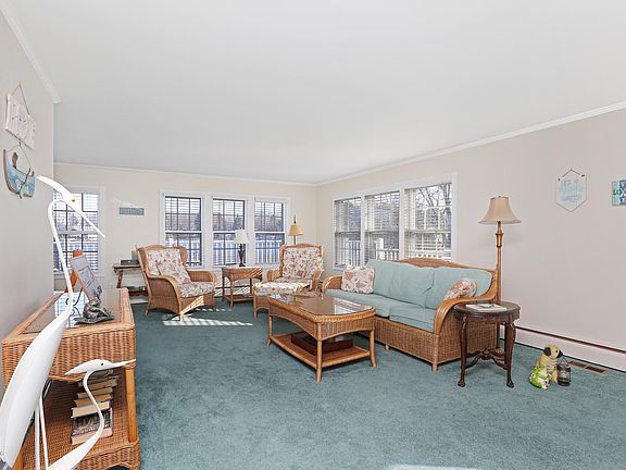 3rd image of 50595 W Lakeshore Dr