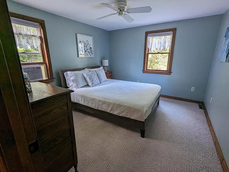 18 Chamberlain Ct — Photo 24
