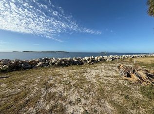644 1st St, Cedar Key, FL 32625