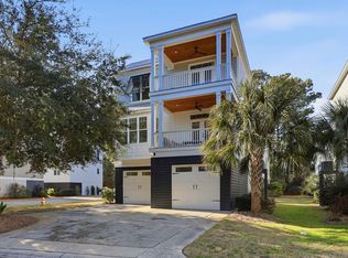 48 Half Shell Ct., Pawleys Island, SC 29585