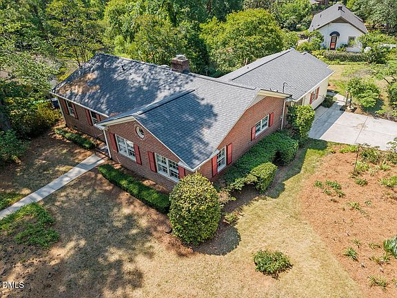 3rd image of 3007 Charwood Pl