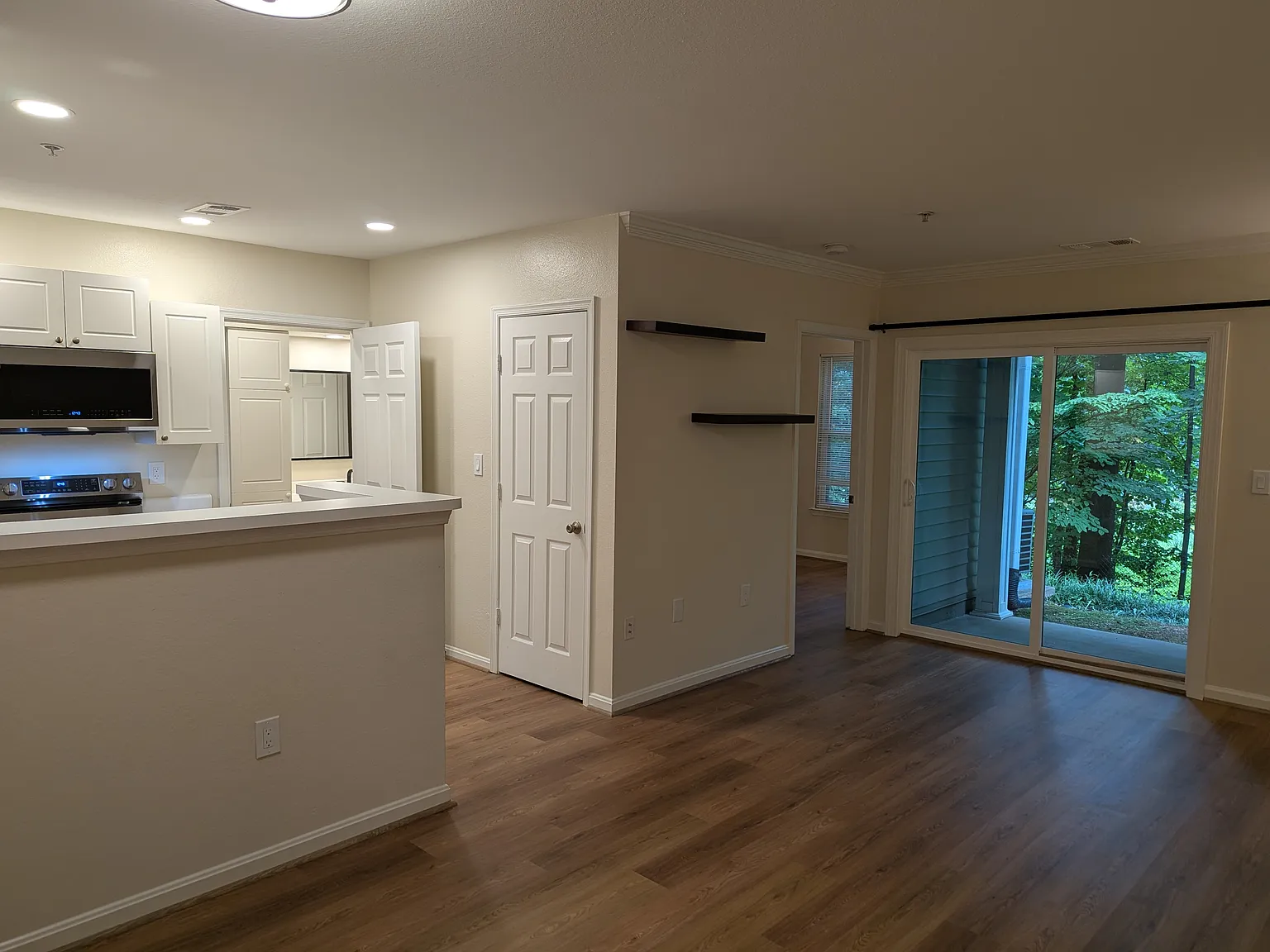 12818 Fair Briar Ln — Photo 2