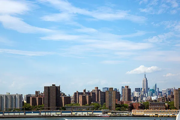 Rented by aptsandlofts.com | media 15