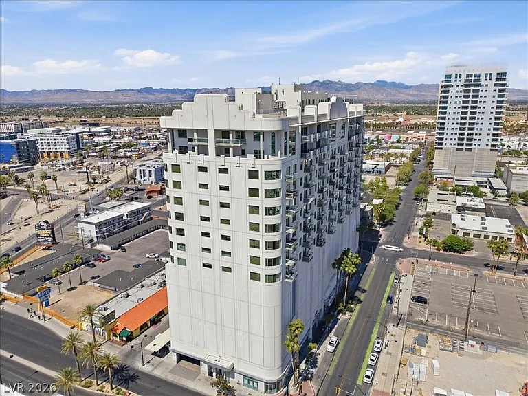 900 S Las Vegas Blvd #1215 — Photo 39