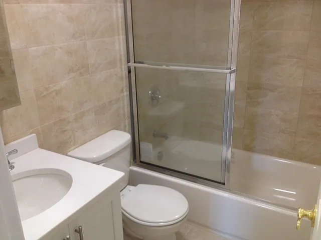 160-01 Sanford Ave #2 — Photo 3