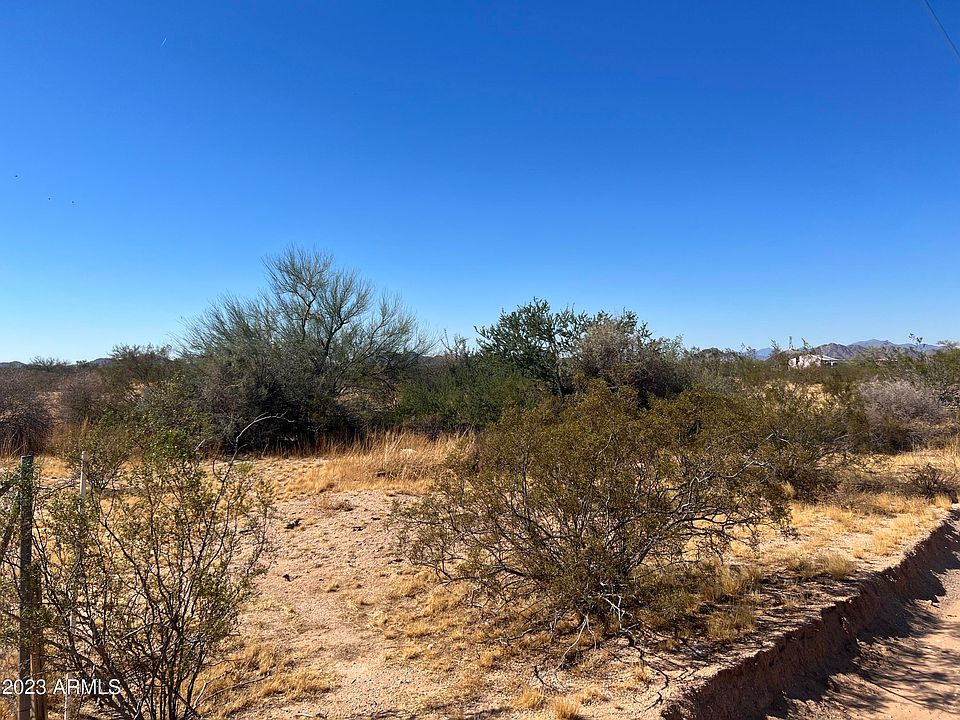 2nd image of 0 N Appaloosa Road #26